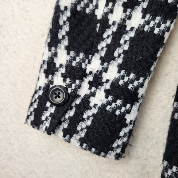 Worthington Womens Size 4 Black/White Soft Houndstooth Button Up Pea Coat - Picture 11 of 14